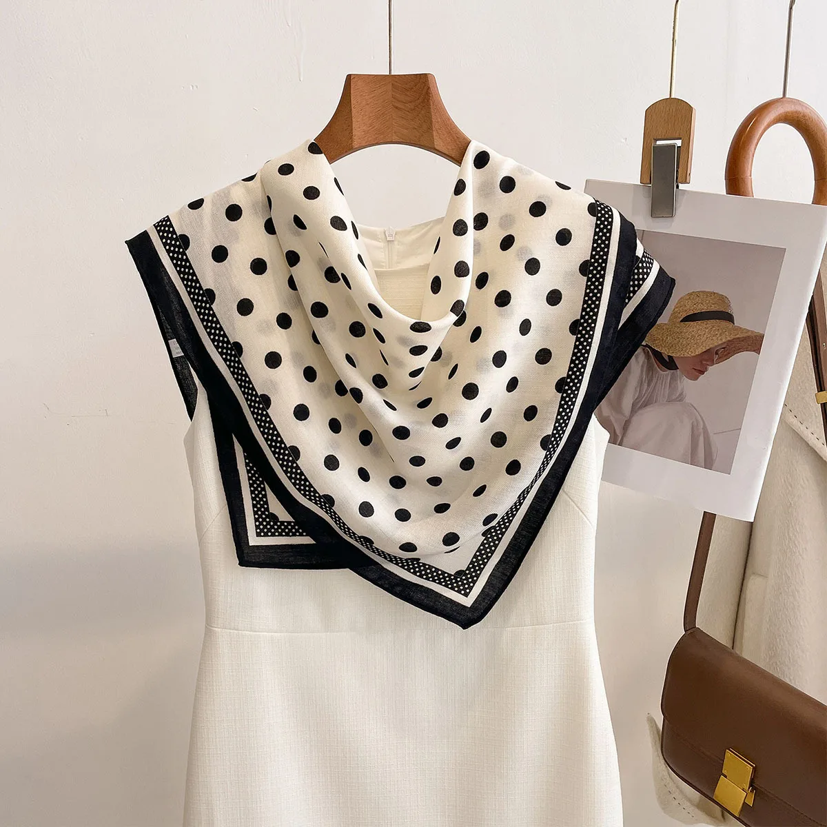 Luxury Polka Dot Printed Squar - Silk Neck Scarf recensie en prijs
