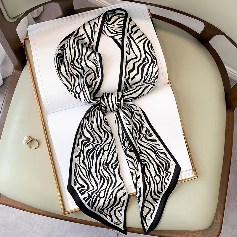 Luxury Zebra Print Silk Square - Silk Tie Striped recensie en prijs