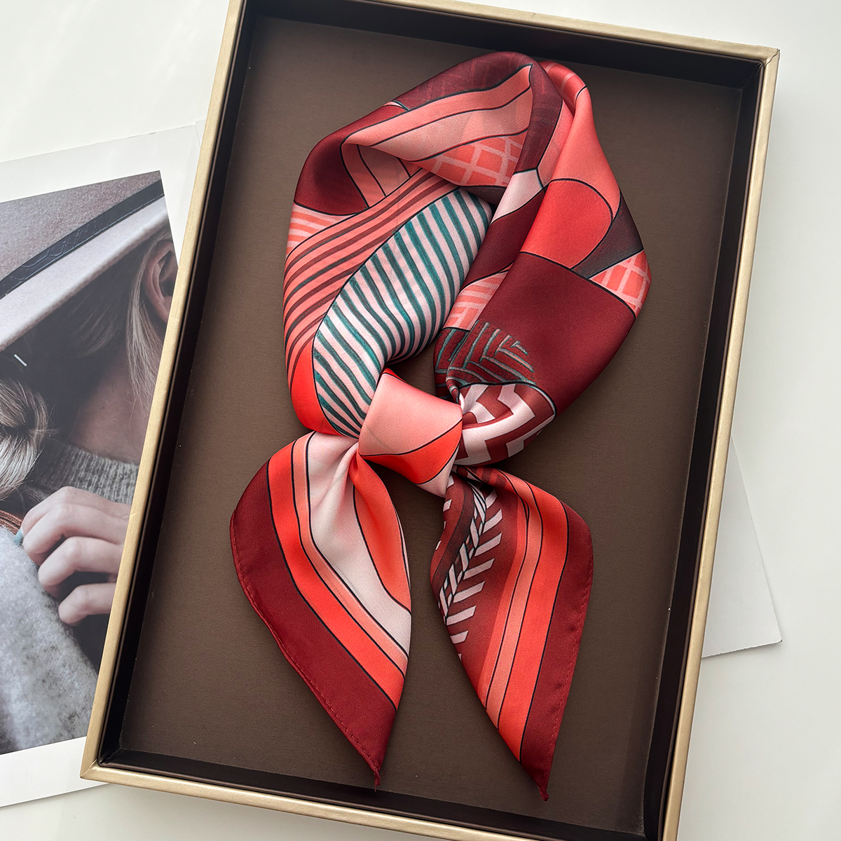 Luxury Square Scarf For Women  - Silk Neck Scarf recensie en prijs