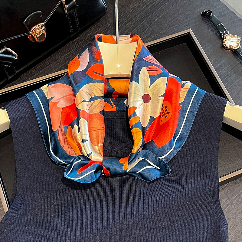 2026 New Spring 100% Pure Silk - Ascot Neck Scarf recensie en prijs