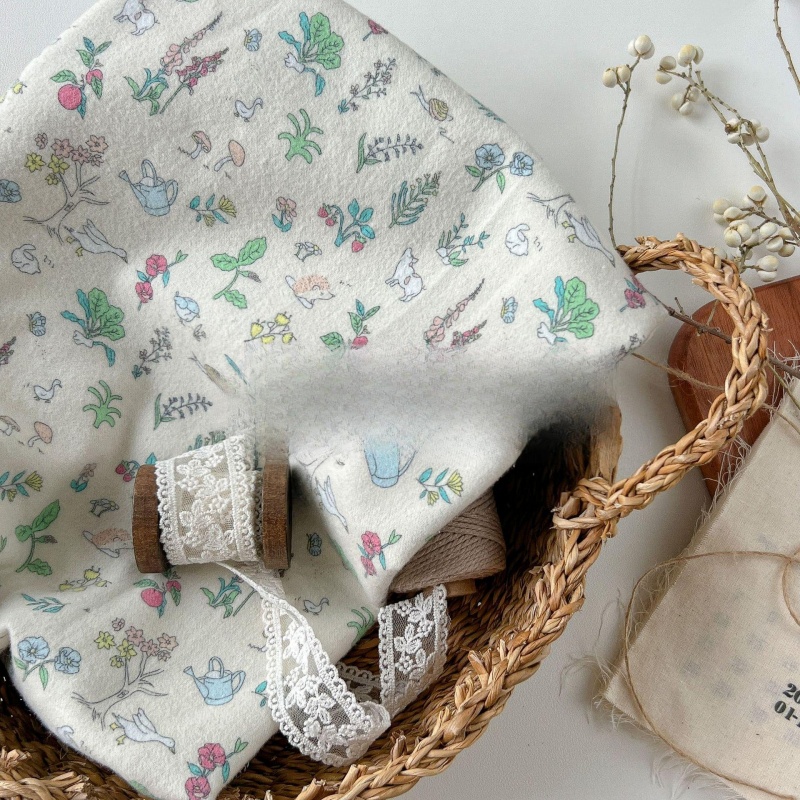 Fabrics Viscose Floral Printed - Woven Scarf Blanket recensie en prijs