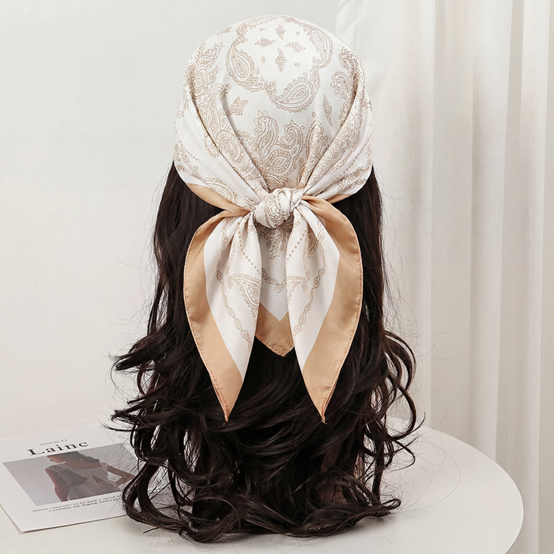 Vintage Beige Paisley Print Sq - Face Scarf Mask recensie en prijs